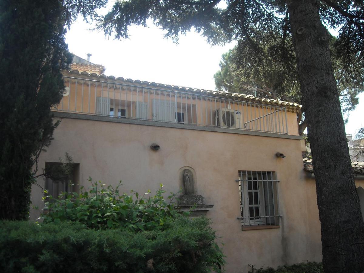 Villa Maison de ville aux couleurs provençales. à Carpentras Extérieur photo