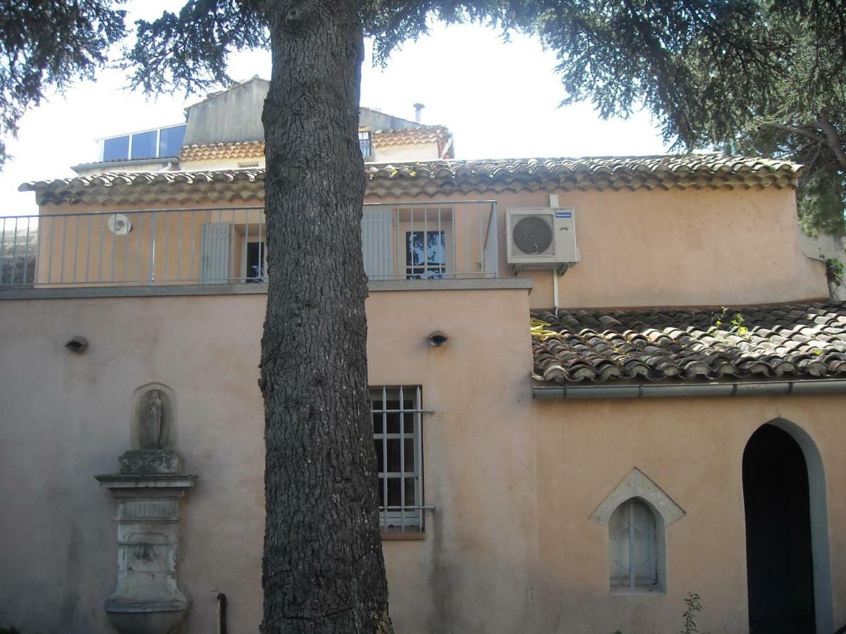 Villa Maison de ville aux couleurs provençales. à Carpentras Extérieur photo